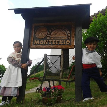 בית הארחה אורנייטה 	Agroturismo Montefrio מראה חיצוני תמונה