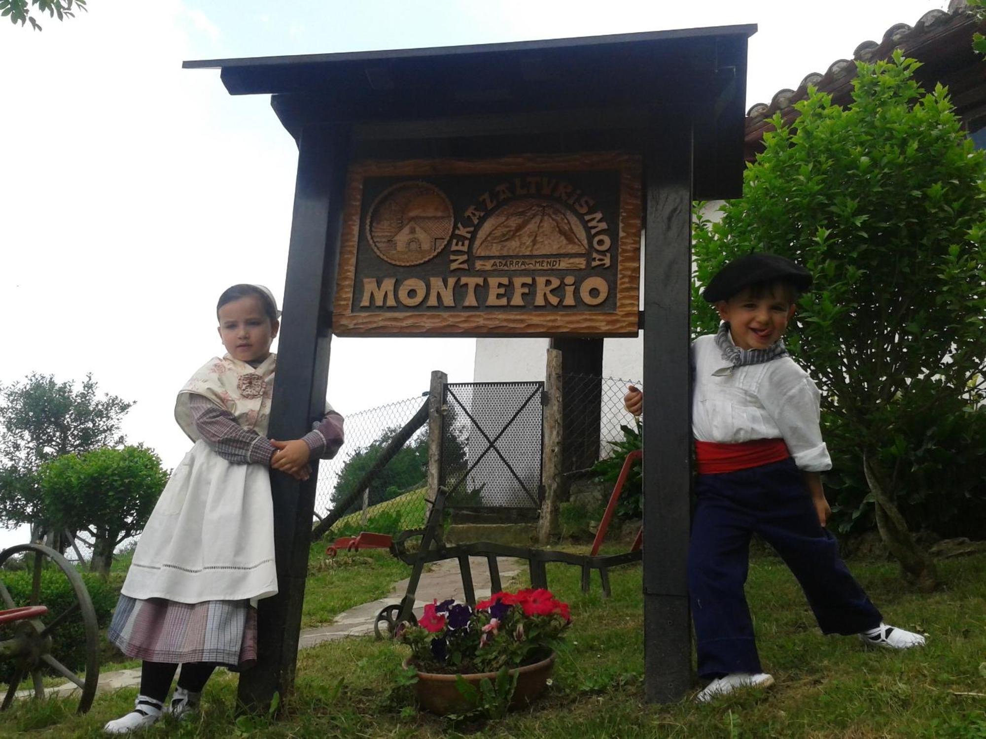 בית הארחה אורנייטה 	Agroturismo Montefrio מראה חיצוני תמונה